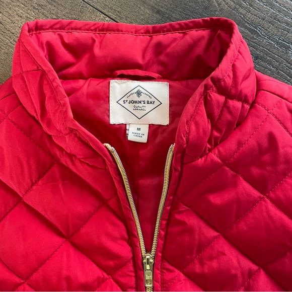 St Johns Bay Red Quilted Vest with Gold Accents - Picture 4 of 6